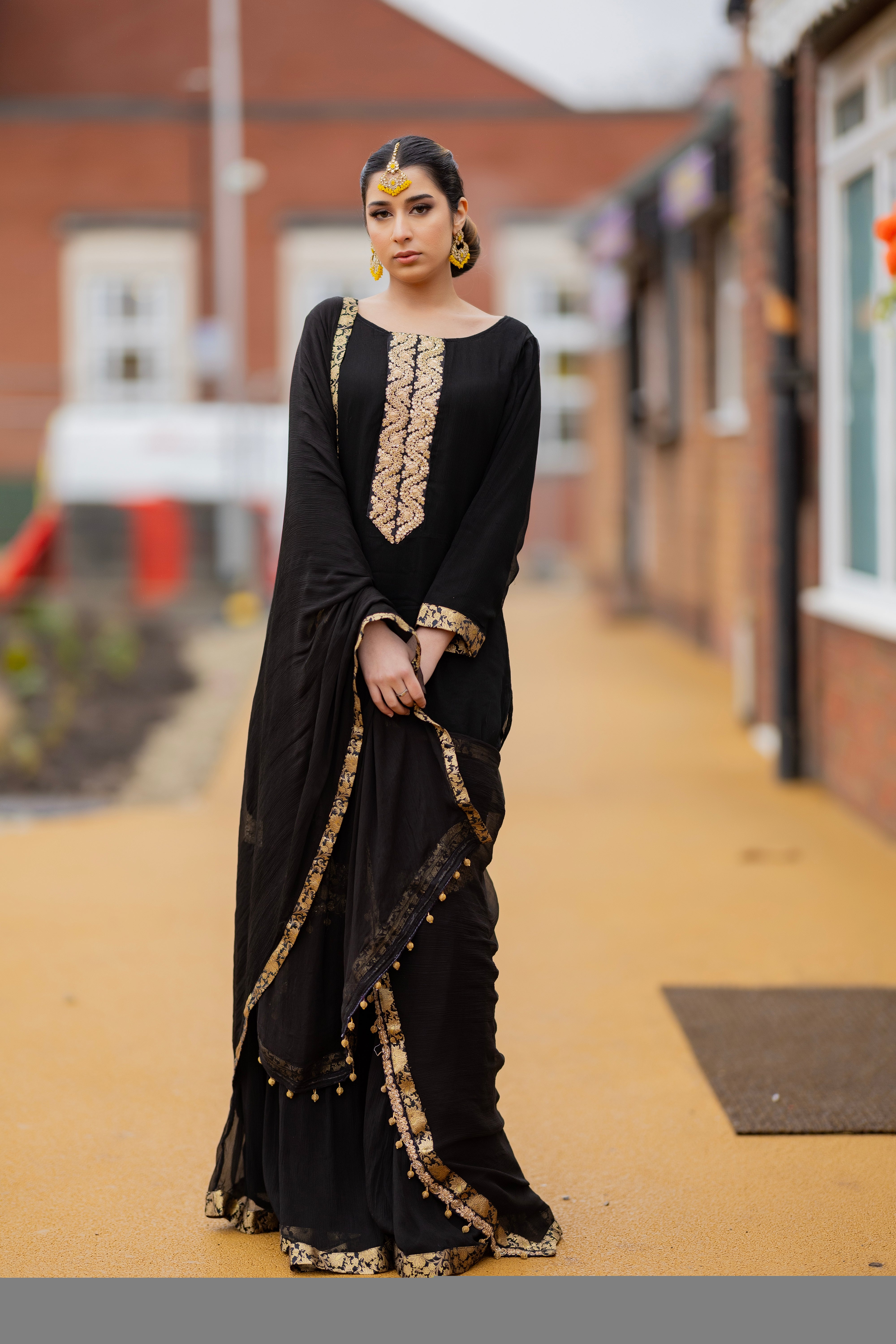 Black & Gold Gharara