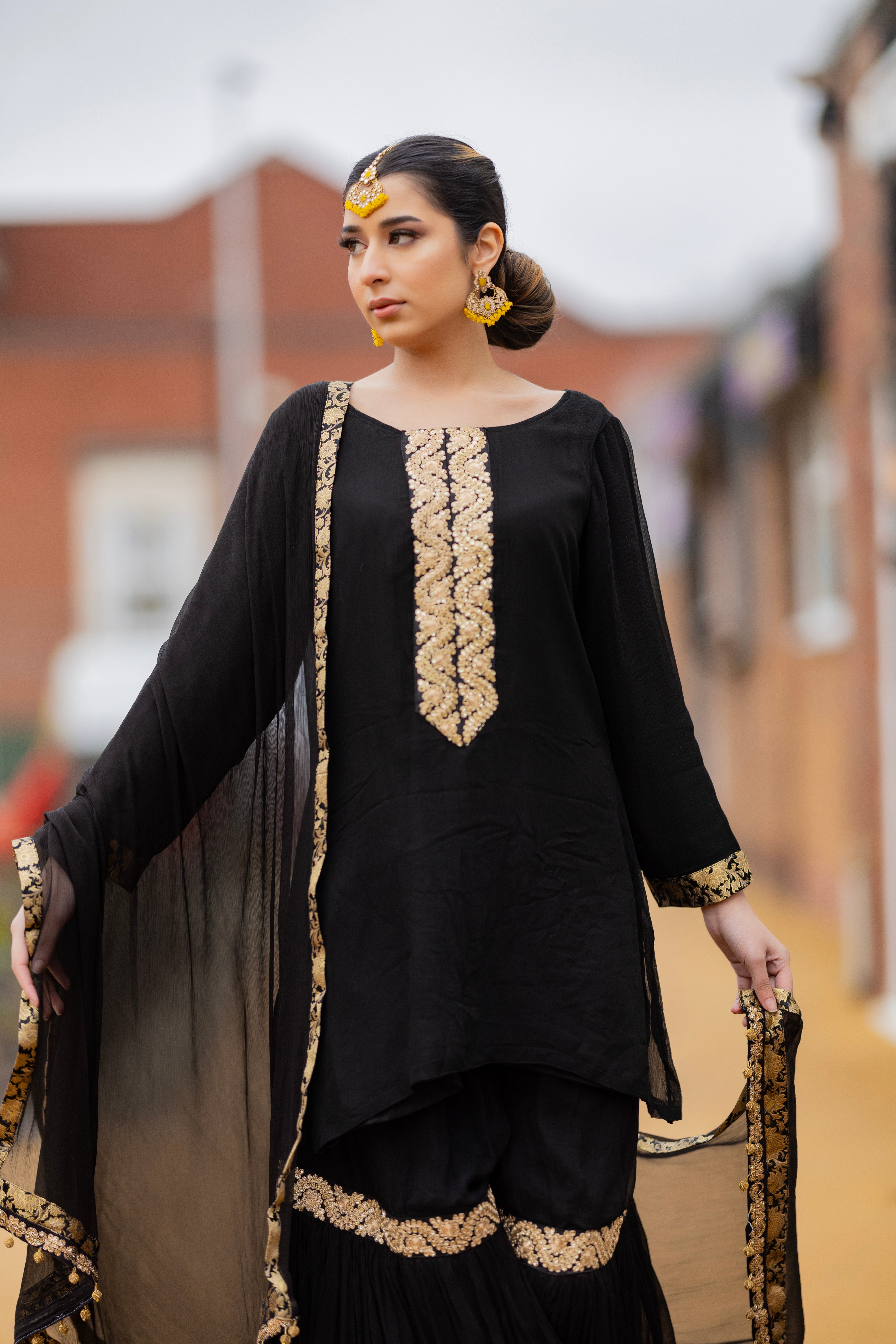 Black & Gold Gharara